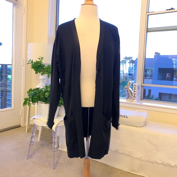 GAP Tops - GAP long cardigan GAP Tops - GAP long cardigan